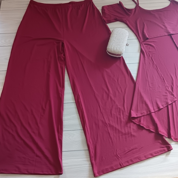 Women Solid Color Short Sleeve Off Shoulder Top And Wide Leg Pants Two-Piece Set - Picture 7 of 14